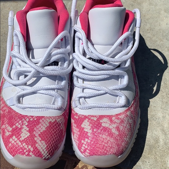 pink snakeskin 11 lows